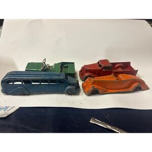 Vintage 4 Metalmasters die cast cars & trucks bus